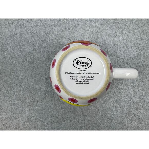 Muppets Disney Store Fozzie Bear Banana Polka Dot Round Coffee Cup Mug 16oz - Picture 4 of 4